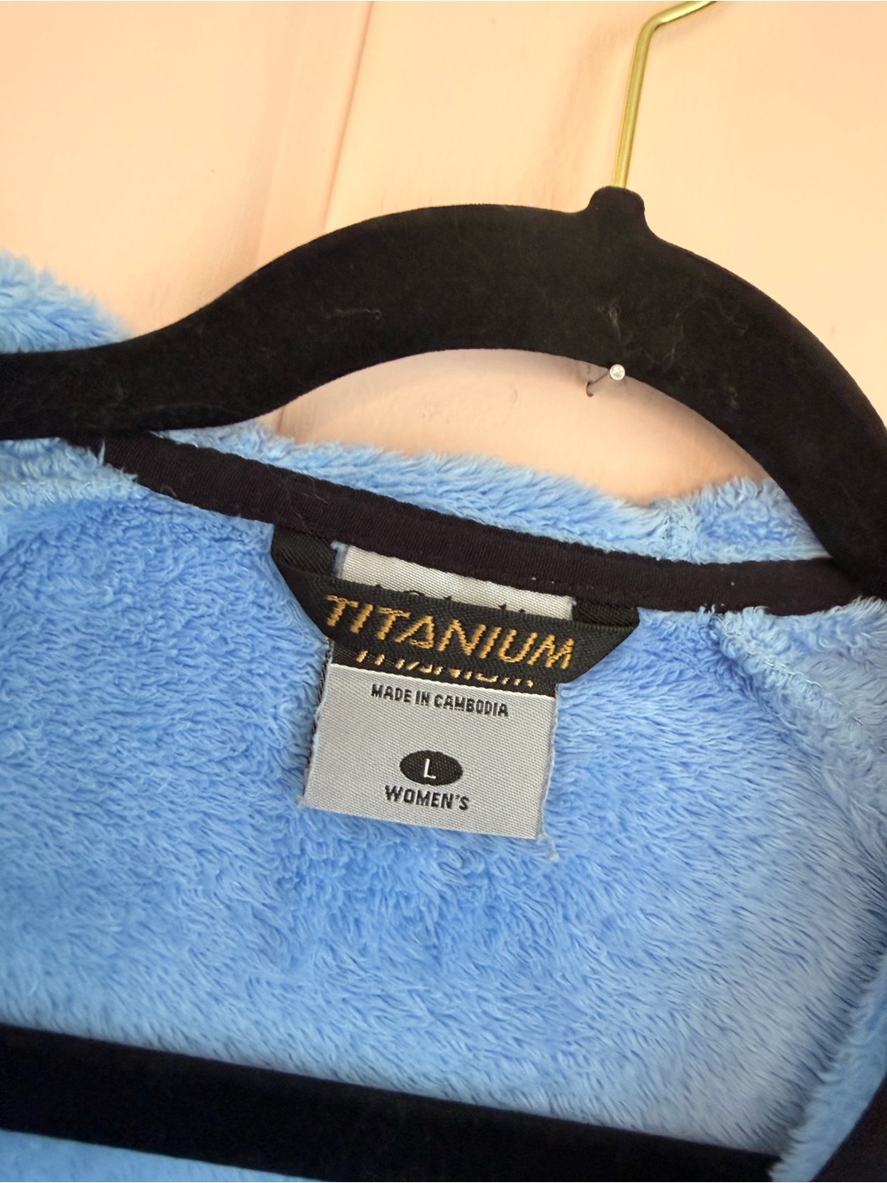 Columbia Titanium Light Blue Sherpa Jacket with Black Trim SzL - Picture 3 of 4